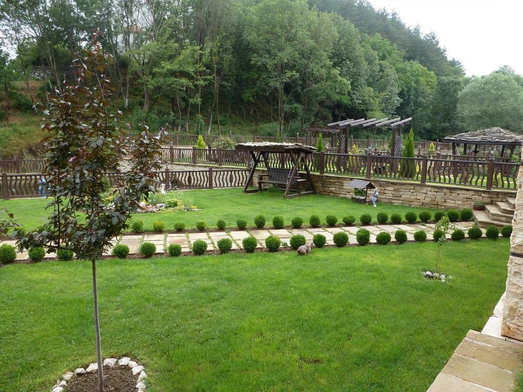 Gulubovtsi Guest House Pekliuk מראה חיצוני תמונה