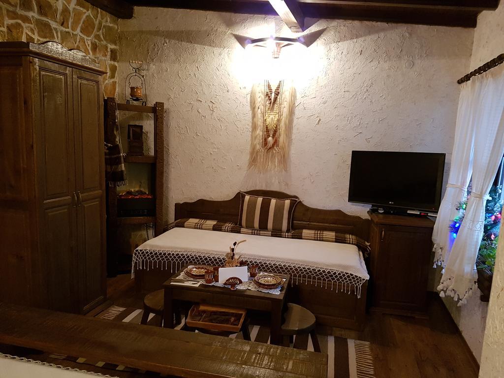 Gulubovtsi Guest House Pekliuk מראה חיצוני תמונה